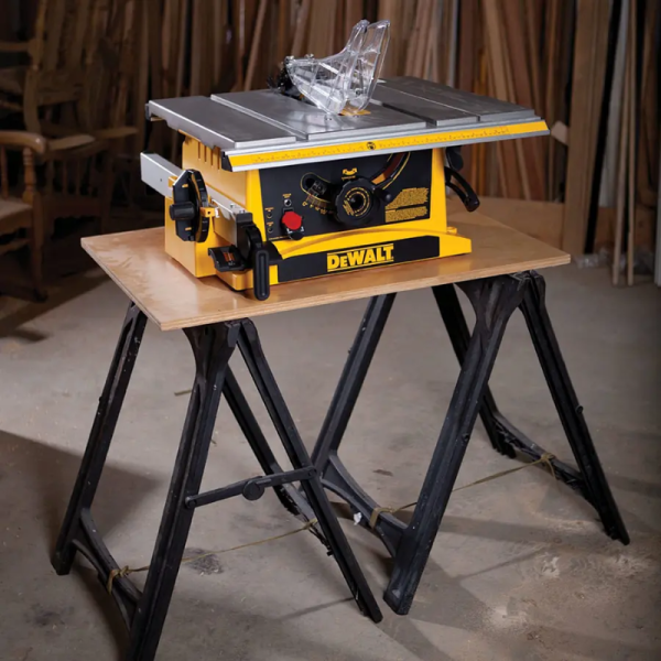Sierra de mesa 1800w DeWalt. - Imagen 2