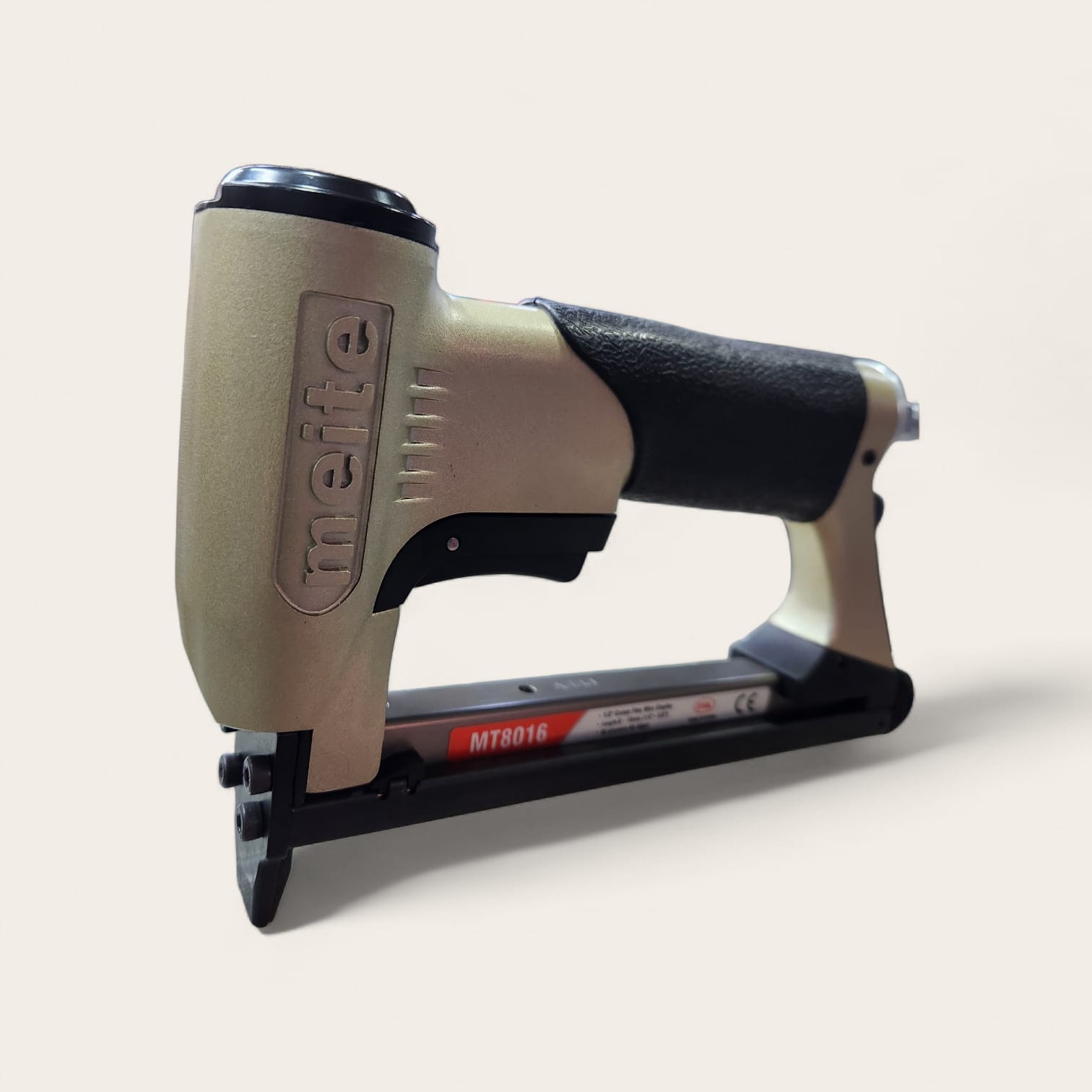 Grapadora Neumática Industrial Para Tapicería Grapa 80 MT-8016 MEITE